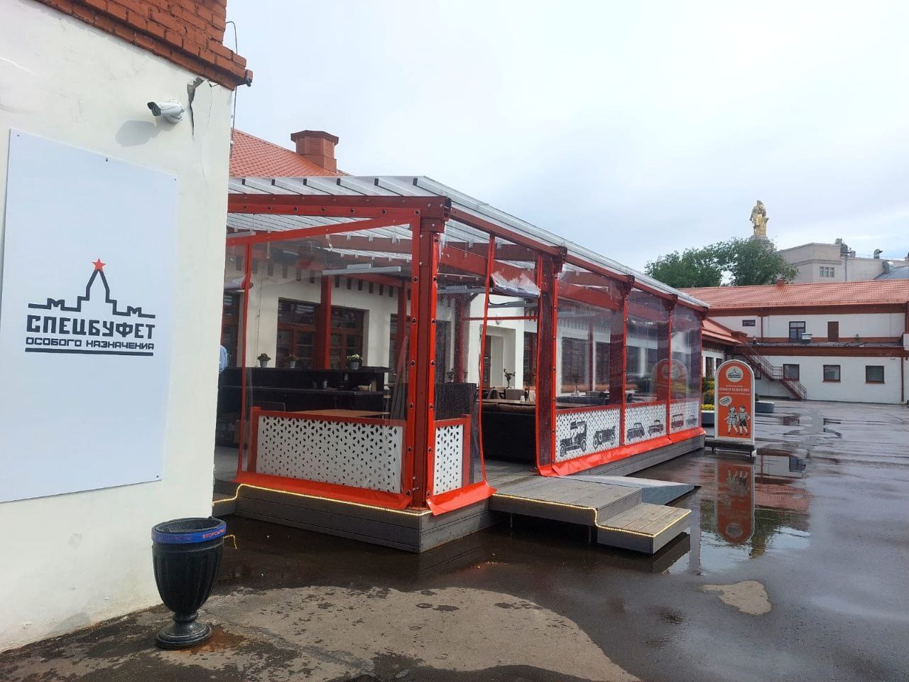 ПВХ шторы для летней террасы кафе в Запрудне